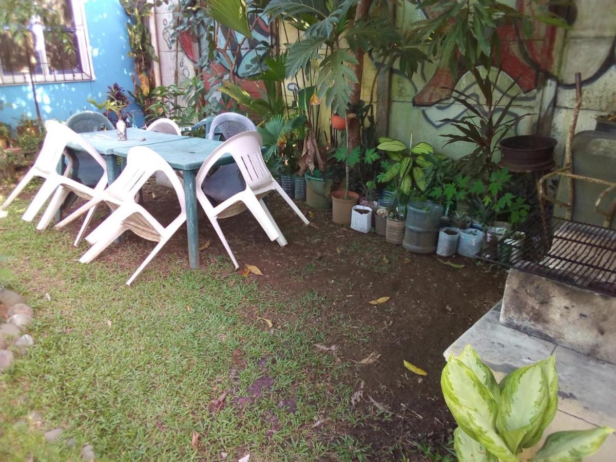Hotel One Love Puerto Viejo Puerto Viejo de Talamanca エクステリア 写真