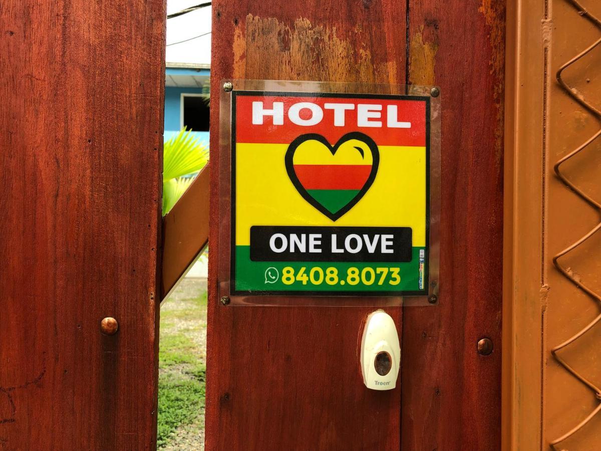 Hotel One Love Puerto Viejo Puerto Viejo de Talamanca エクステリア 写真