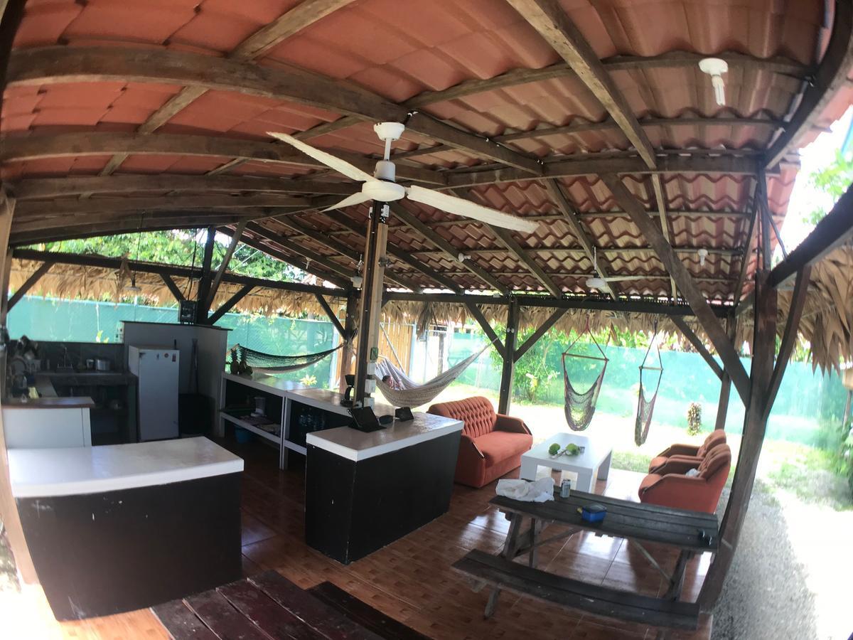 Hotel One Love Puerto Viejo Puerto Viejo de Talamanca エクステリア 写真