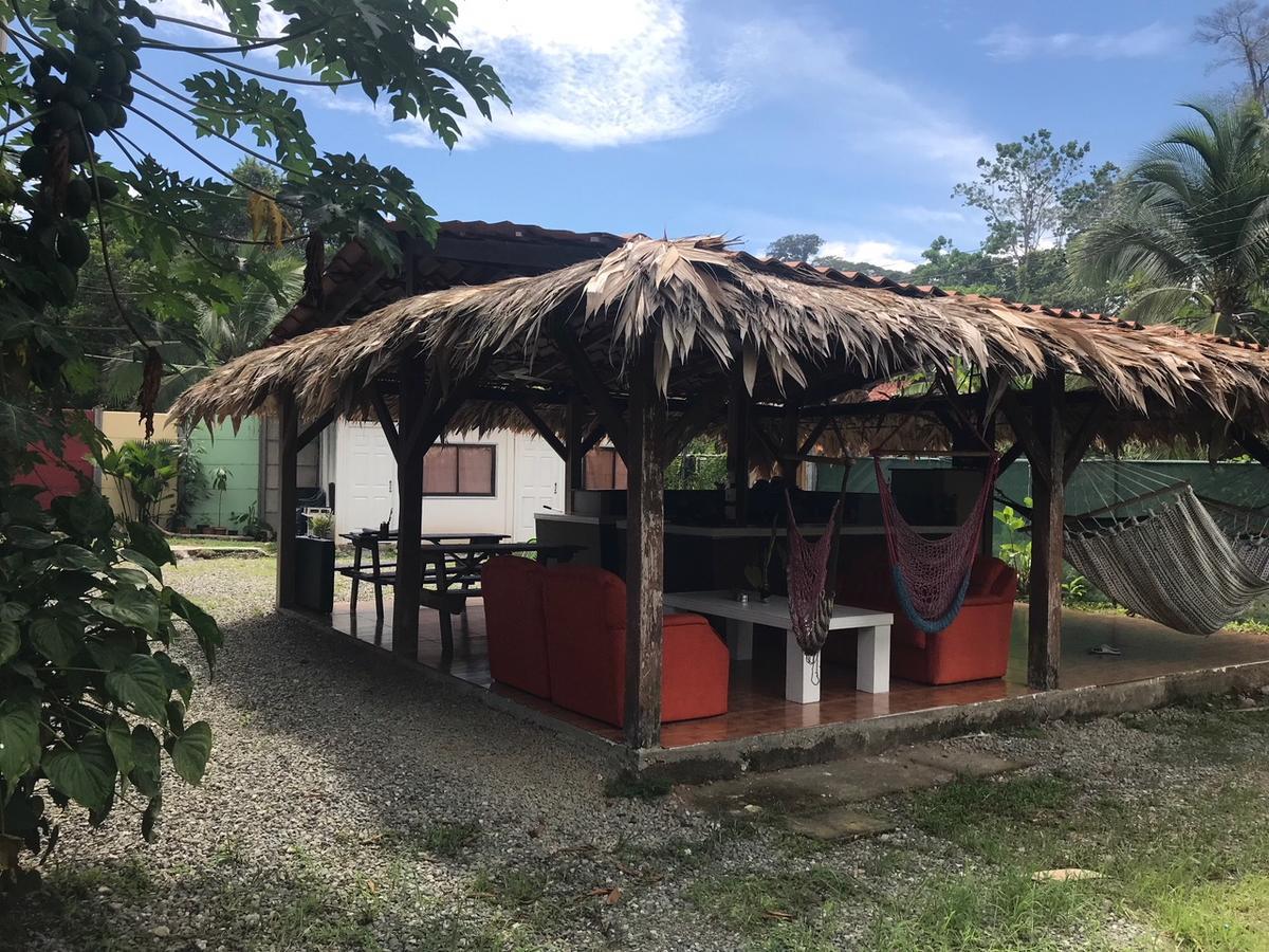 Hotel One Love Puerto Viejo Puerto Viejo de Talamanca エクステリア 写真