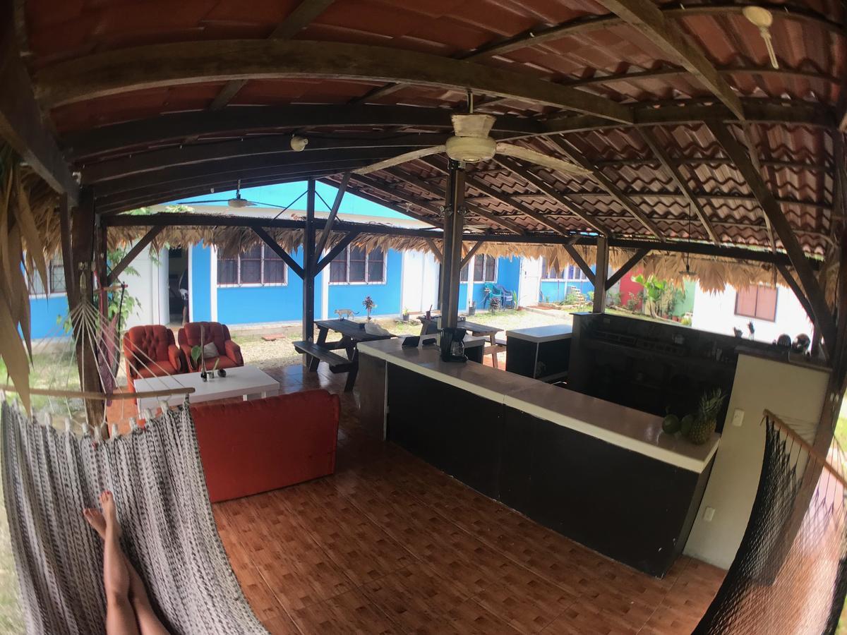 Hotel One Love Puerto Viejo Puerto Viejo de Talamanca エクステリア 写真